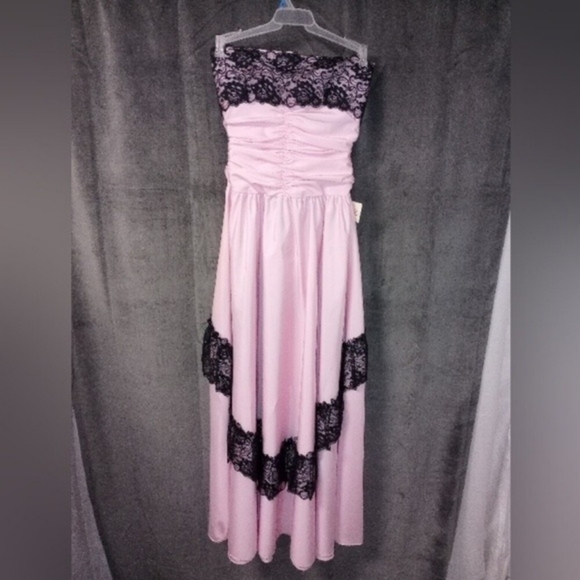 Vintage Dresses & Skirts - Vintage 80s Nadine Pink with Black Lace Strapless Prom Dress Size 9 NWT